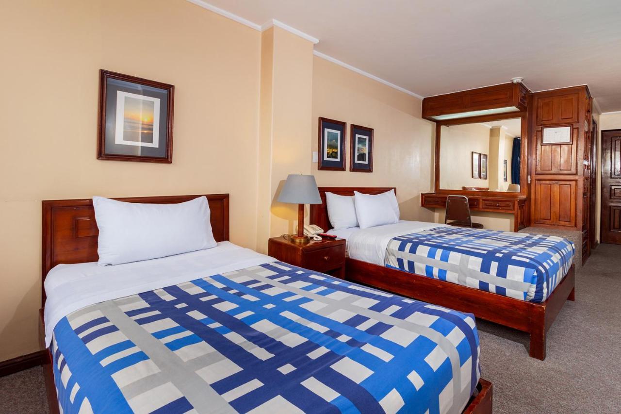 Hotel Presidente 쿠엔카 외부 사진