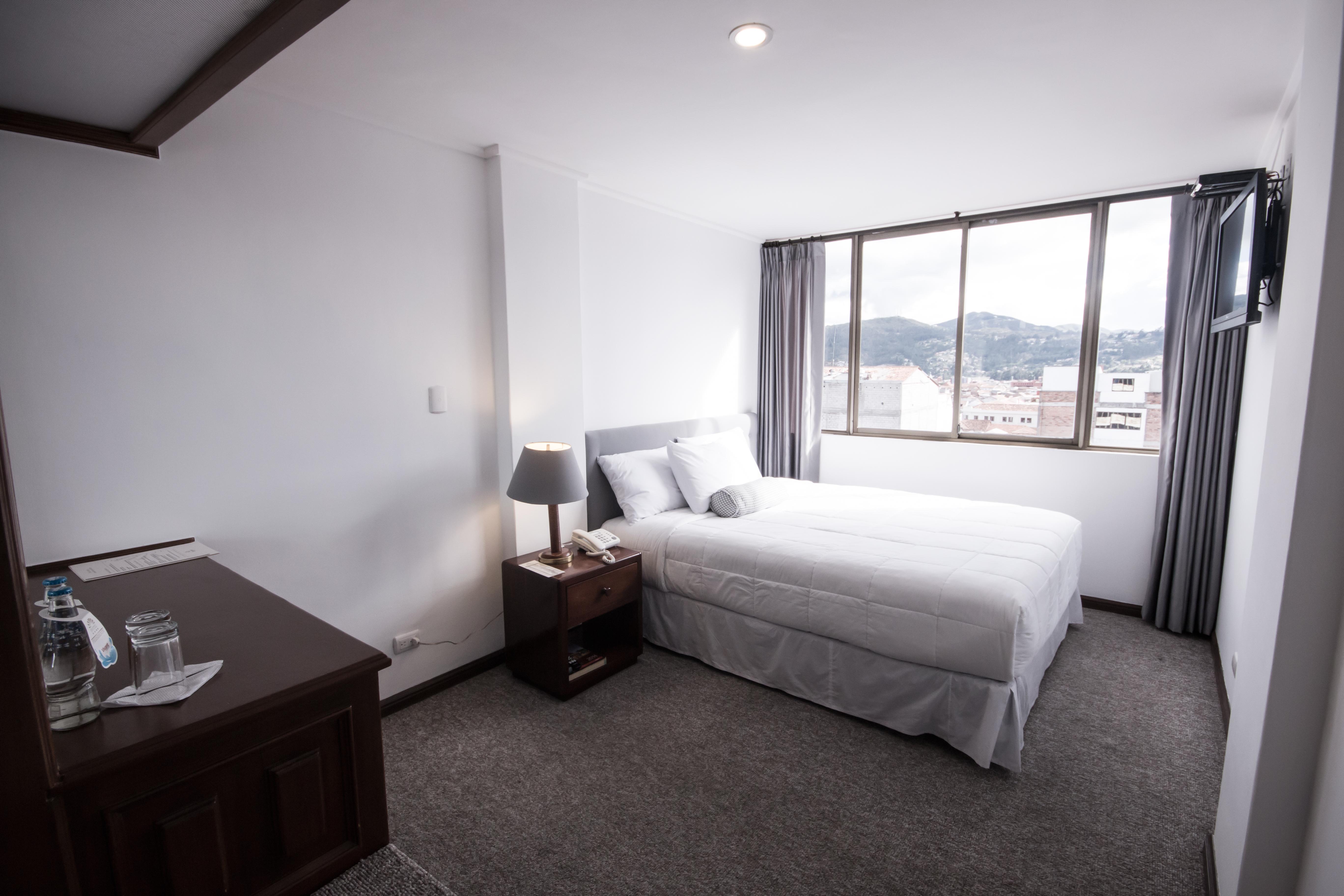 Hotel Presidente 쿠엔카 외부 사진