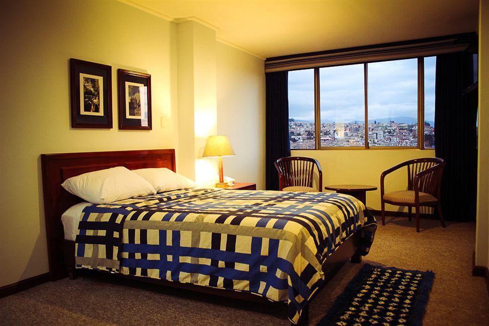 Hotel Presidente 쿠엔카 외부 사진