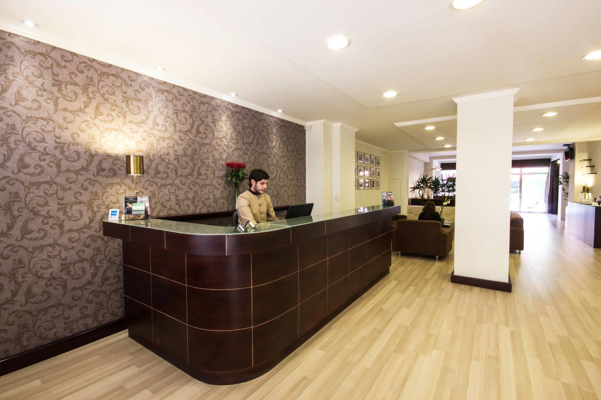 Hotel Presidente 쿠엔카 외부 사진