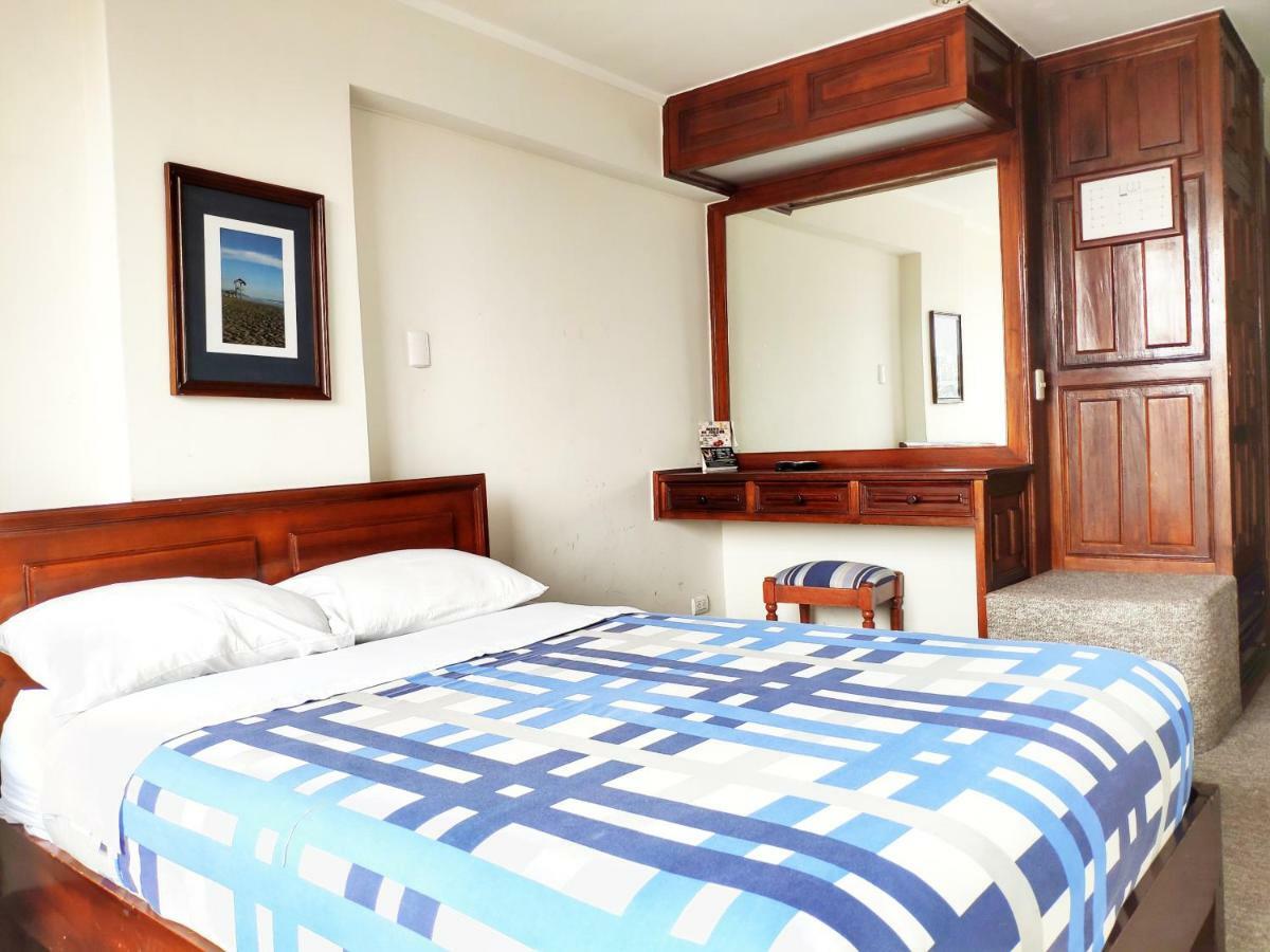 Hotel Presidente 쿠엔카 외부 사진