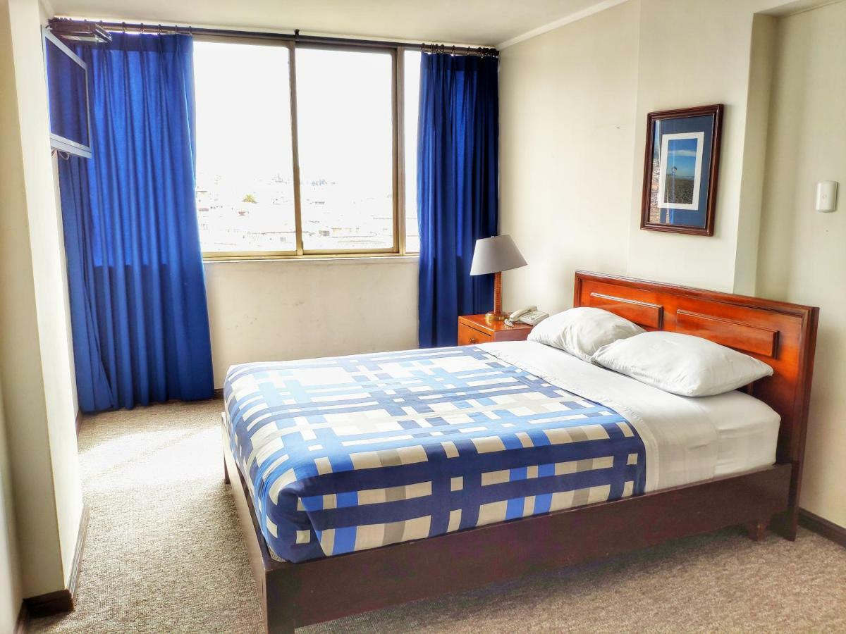Hotel Presidente 쿠엔카 외부 사진
