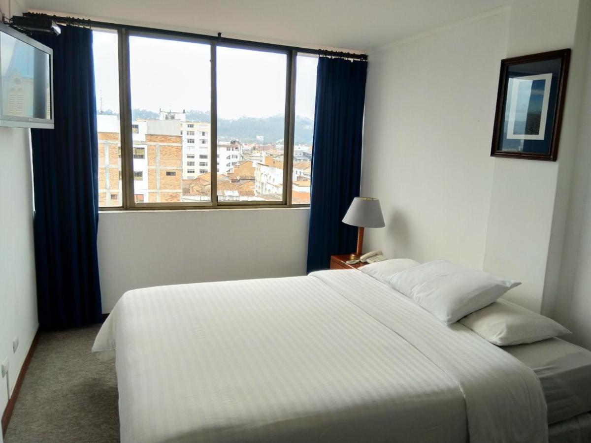 Hotel Presidente 쿠엔카 외부 사진